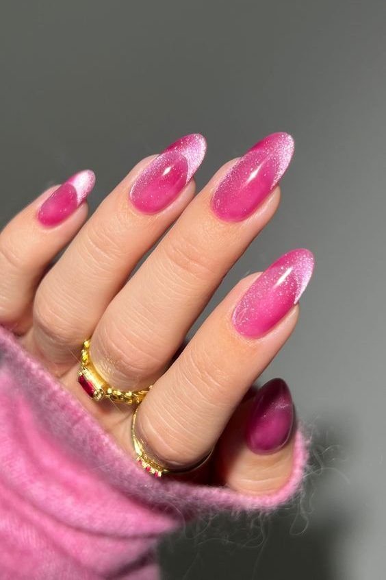 Fuchsia nails