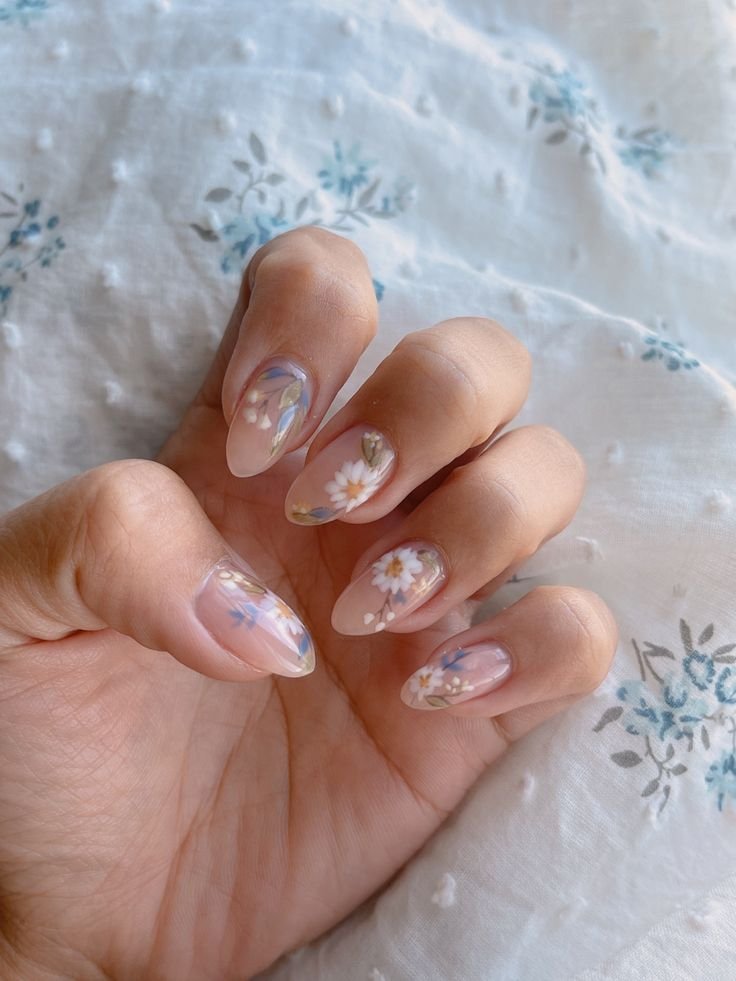 20 Aesthetic Spring Nails 2024